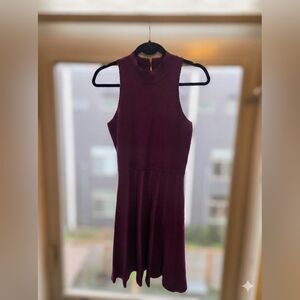Chic Sleeveless Maxi Dress in Deep Purple